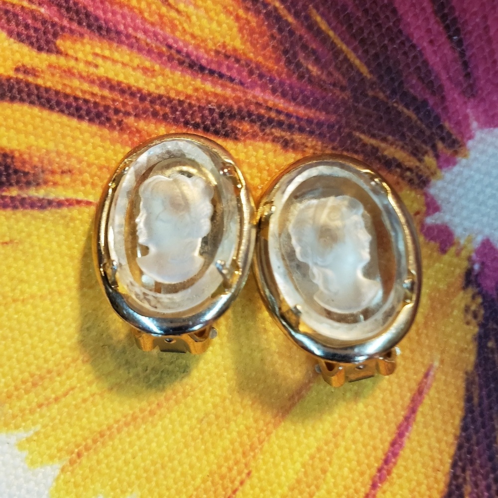 Vintage Lucite Cameo Earrings